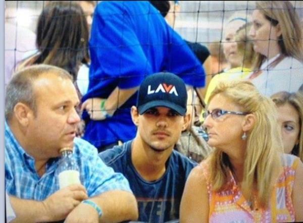 Deborah Lautner: Mother of Taylor and Career Pioneer Deborah Lautner
