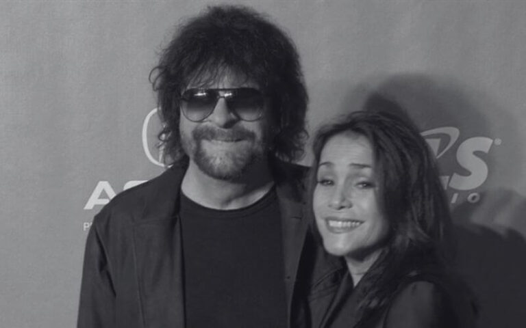 Sani Kapelson Lynne: A Journey with Jeff Lynne Sani Kapelson Lynne