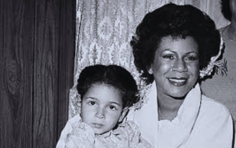 Sandra Riperton: Life, Career Beginnings & Legacy Sandra Riperton